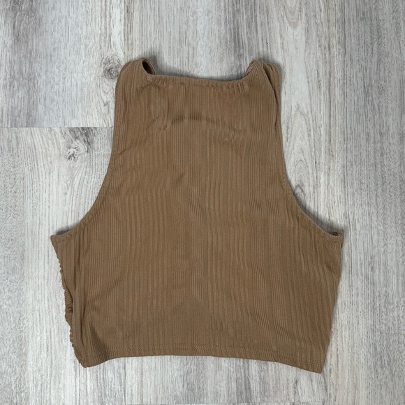 Scrunched crop top - Picture 3 of 3